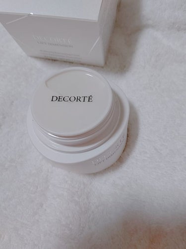 DECORTÉ リフトディメンション エバーブライト クリームのクチコミ「#コスメデコルテ 
#リフトディメンションエバーブライトクリーム 

コスメデコルテのエイジン.....」（2枚目）