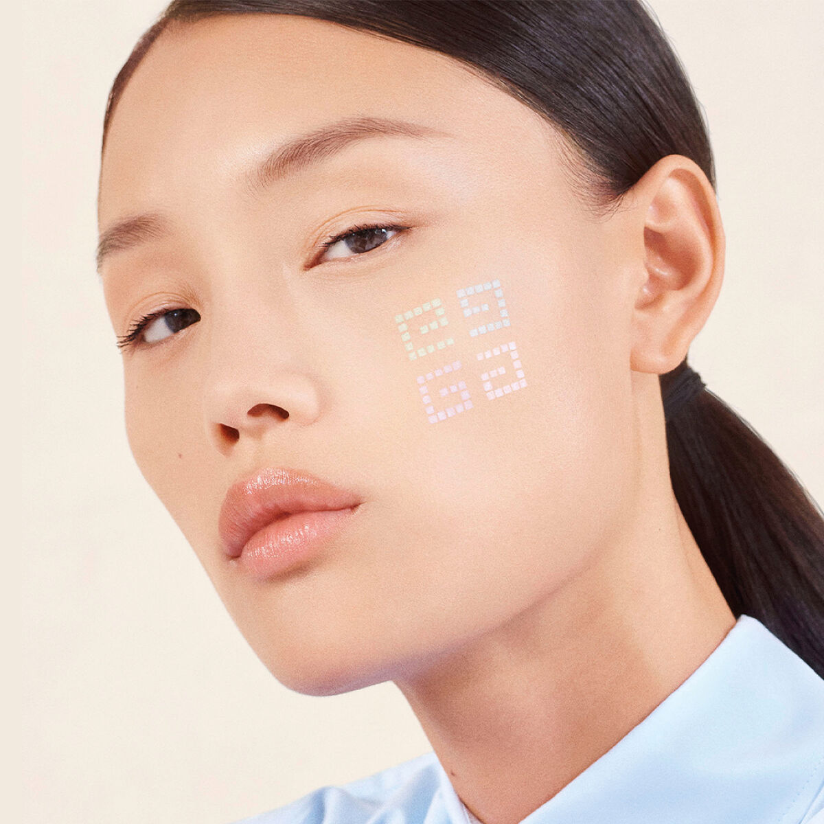 【現品5名様】LIPSベスコス２冠受賞「プリズム・リーブル」で透明感のある肌に！（2枚目）