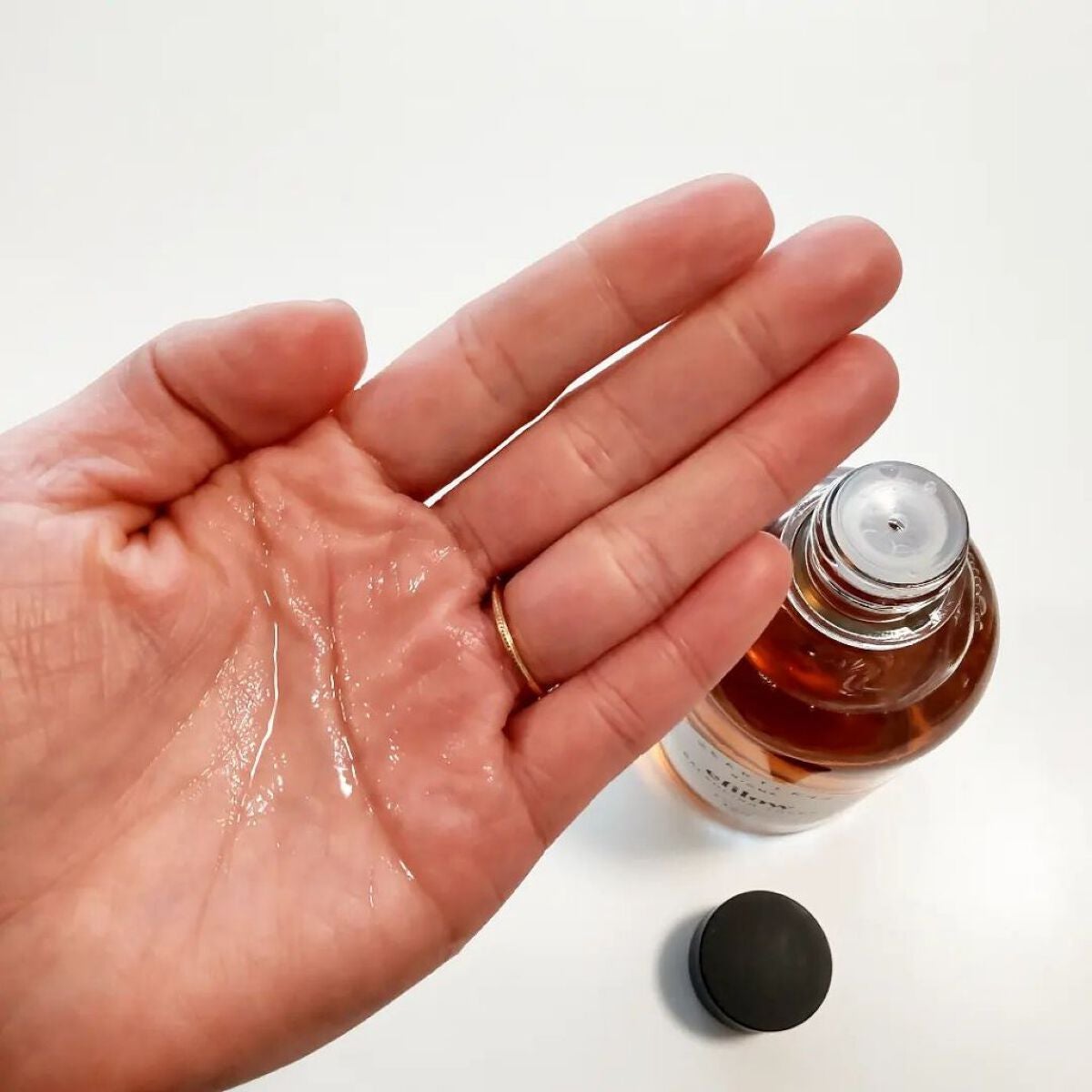 ドクダミバイオームバランシングトナー/efilow/化粧水を使ったクチコミ(4枚目)