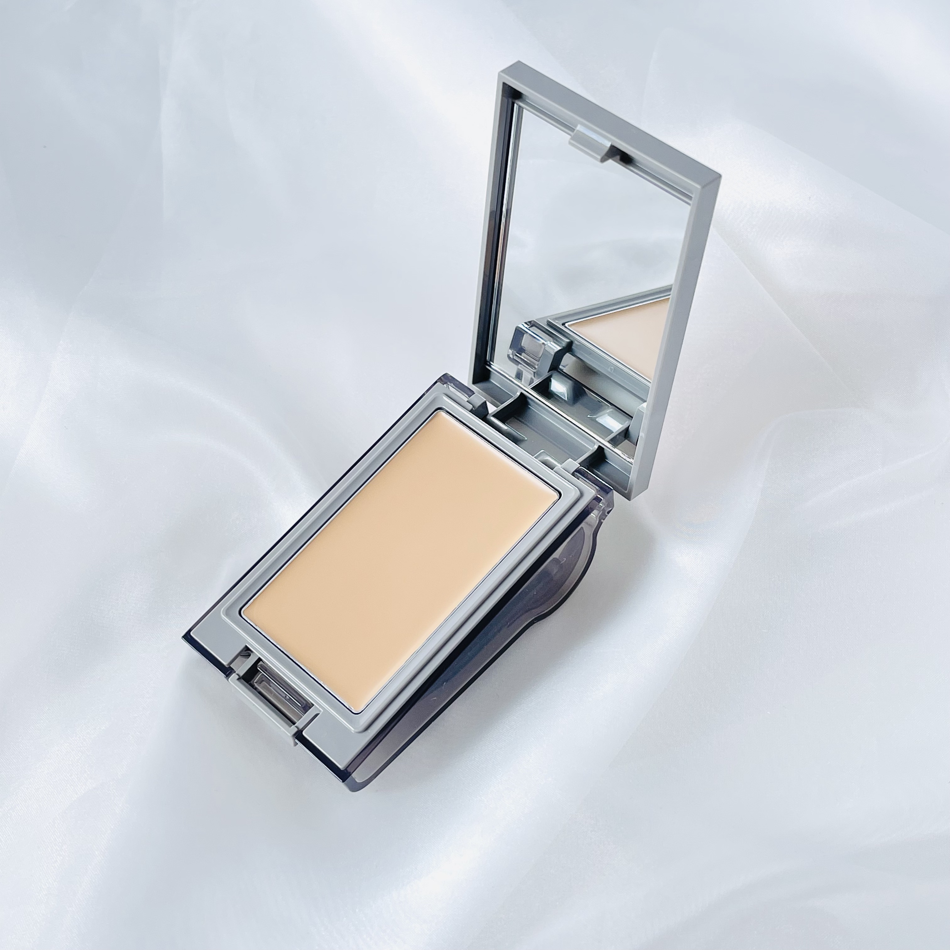 プリマヴィスタ デイトリートメントバーム 〈ローラータイプ〉 オークル05(レフィル)/プリマヴィスタ/その他ファンデーションを使ったクチコミ（1枚目）