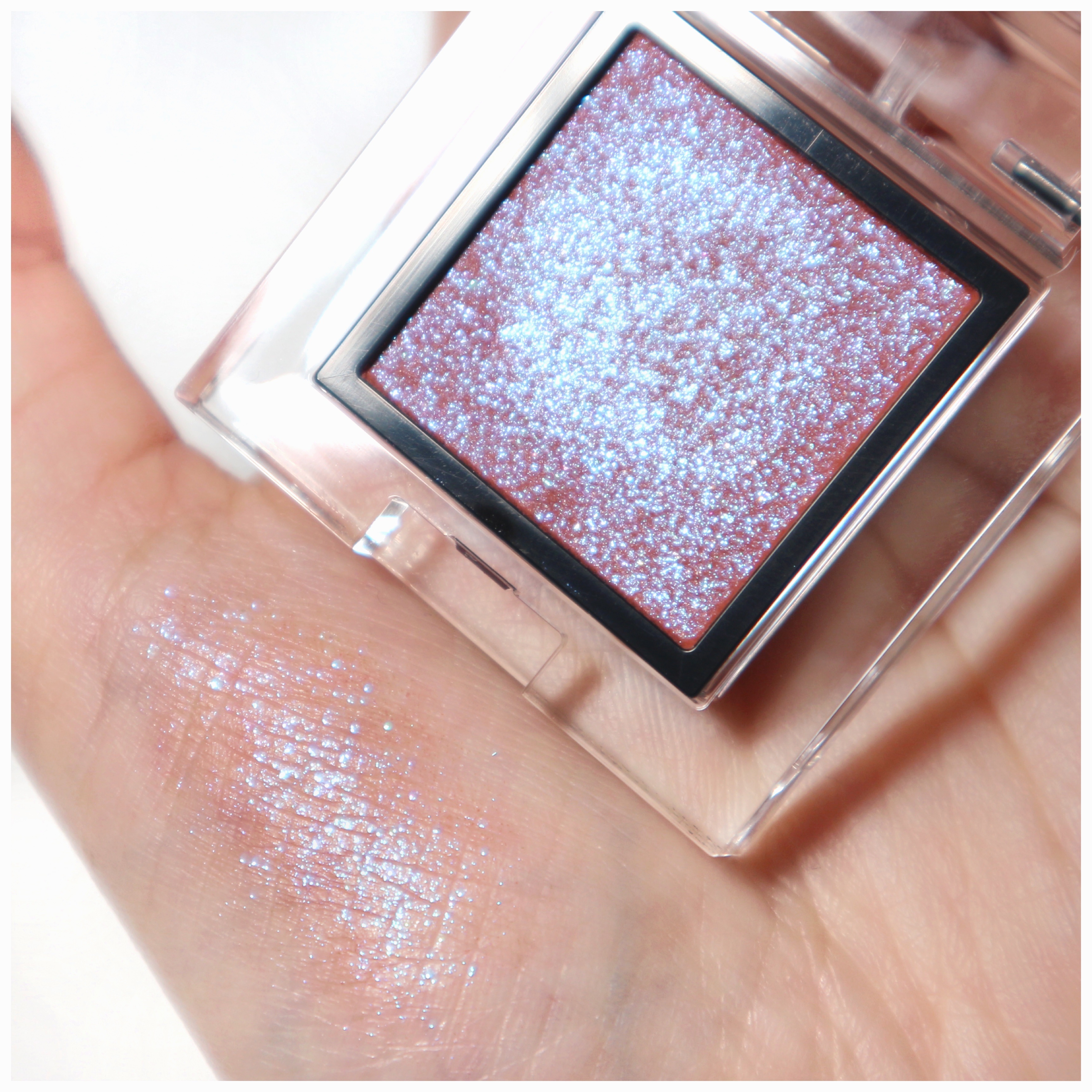  アディクション　ザ アイシャドウ プリズム 005PR　Just Gifted/ADDICTION/単色アイシャドウを使ったクチコミ（3枚目）