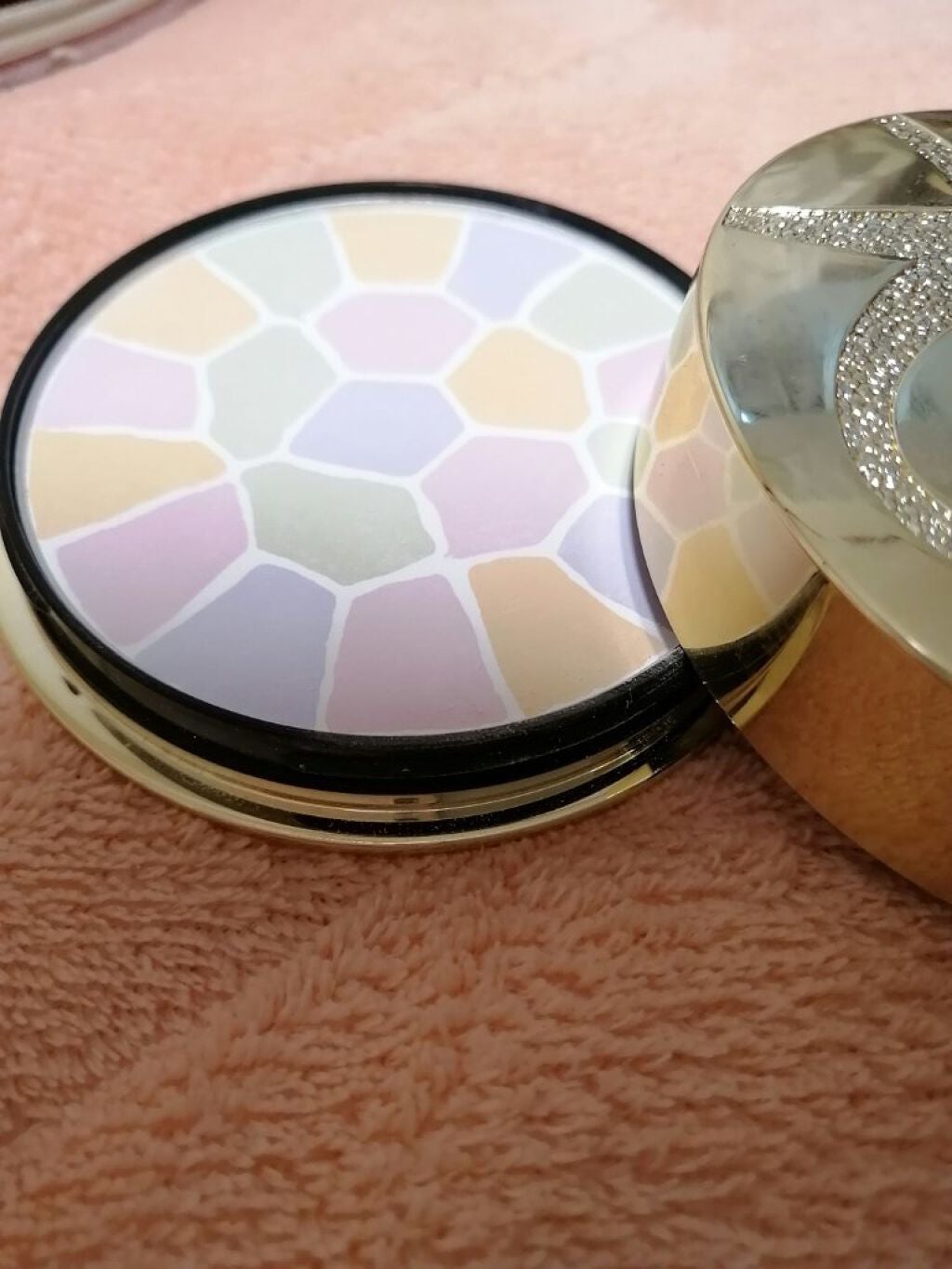 エレガンス ラ プードル オートニュアンス リクスィーズ/Elégance/プレストパウダーを使ったクチコミ(1枚目)