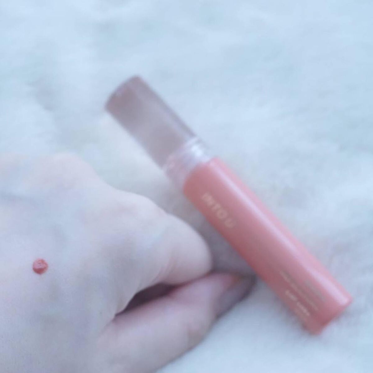 ウォーターリフレクティングリップティント/INTO U/リップティントを使ったクチコミ(2枚目)