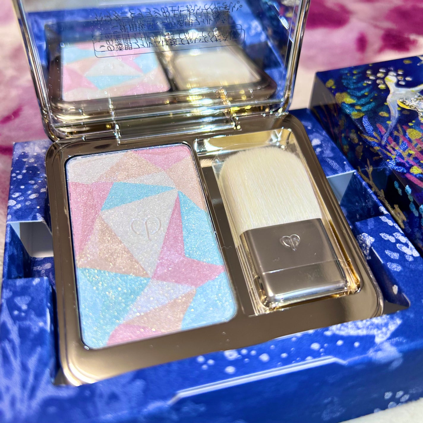 ル・レオスールデクラ /クレ・ド・ポー ボーテ/パウダーハイライトを使ったクチコミ(1枚目)