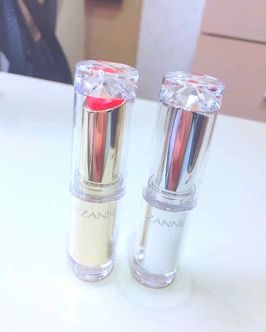 shiny_beauty_ewr on LIPS 「今回紹介するのはせザンヌのラスティンググロスっていうちょーぜつ..」（3枚目）