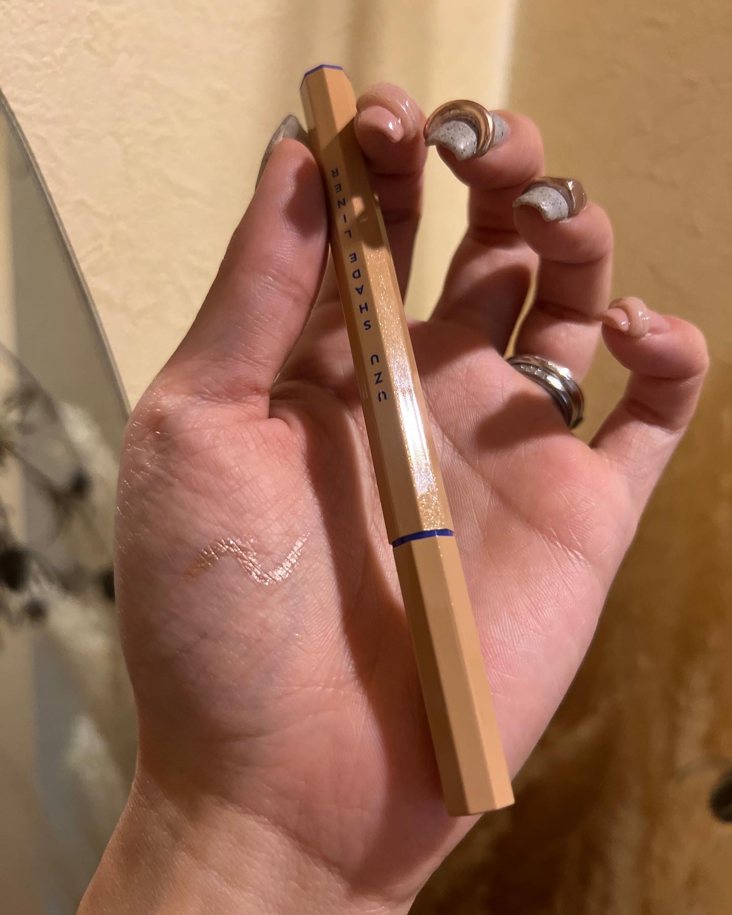 SHADE LINER/UZU BY FLOWFUSHI/リキッドアイライナーを使ったクチコミ（2枚目）