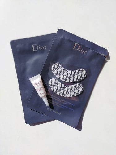 Dior ディオール アイ シートマスク セットのクチコミ「\Diorから数量限定アイ シートマスクが新登場/ 







−−−−−
Dior
アイ.....」（3枚目）