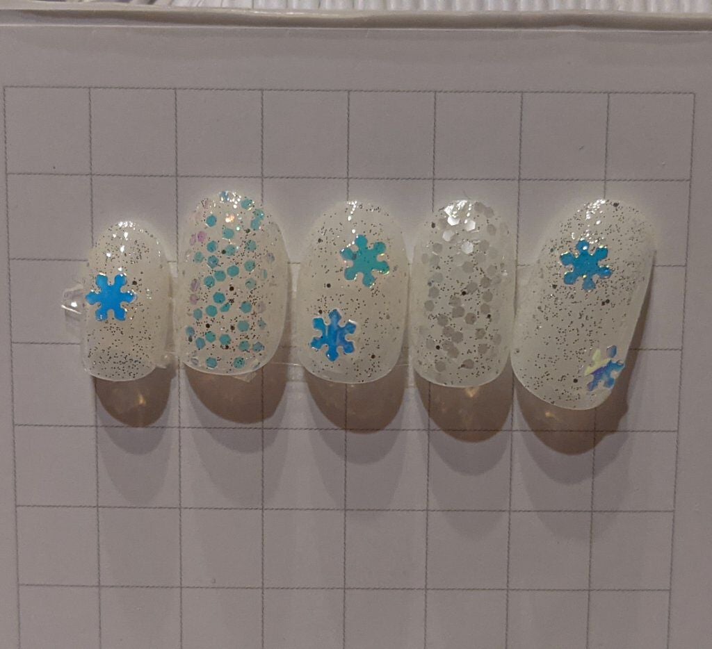 ジェルネイル(ライト対応)/セリア/ジェルネイルを使ったクチコミ(1枚目)