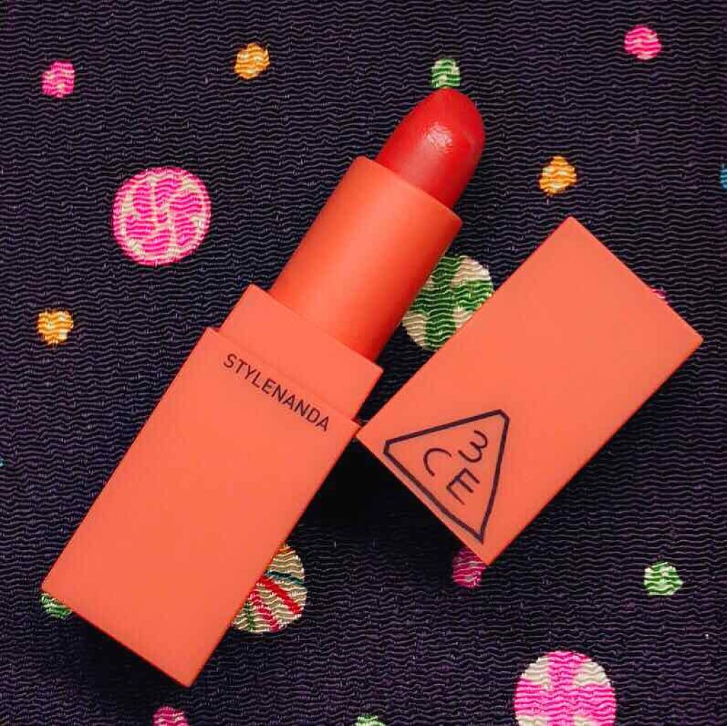 プリズム パウダーアイカラー/リンメル ロンドン/単色アイシャドウを使ったクチコミ（2枚目）