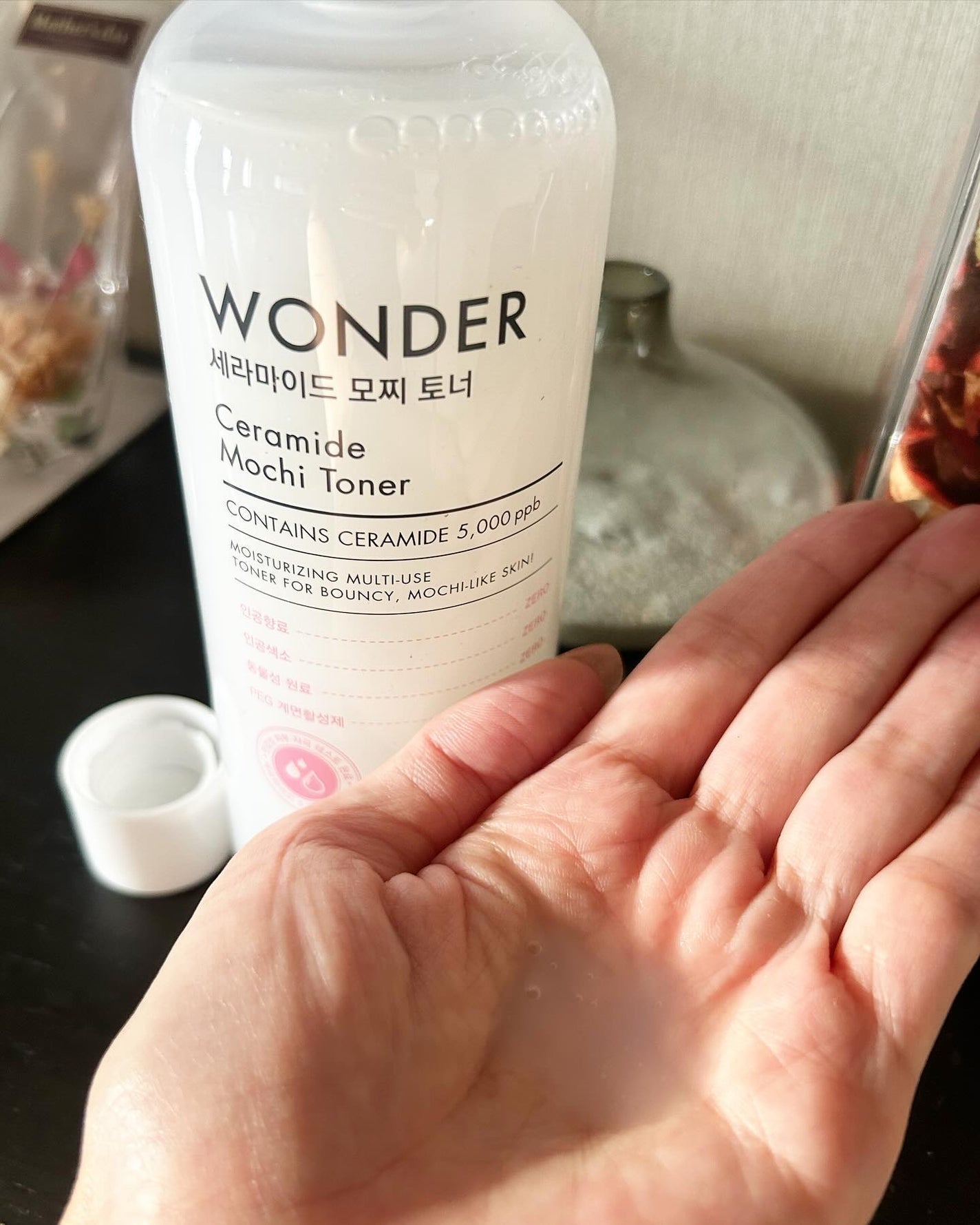 Wonder Ceramide Mochi Toner(トニーモリーワンダーCモチトナー)/TONYMOLY/化粧水を使ったクチコミ(2枚目)