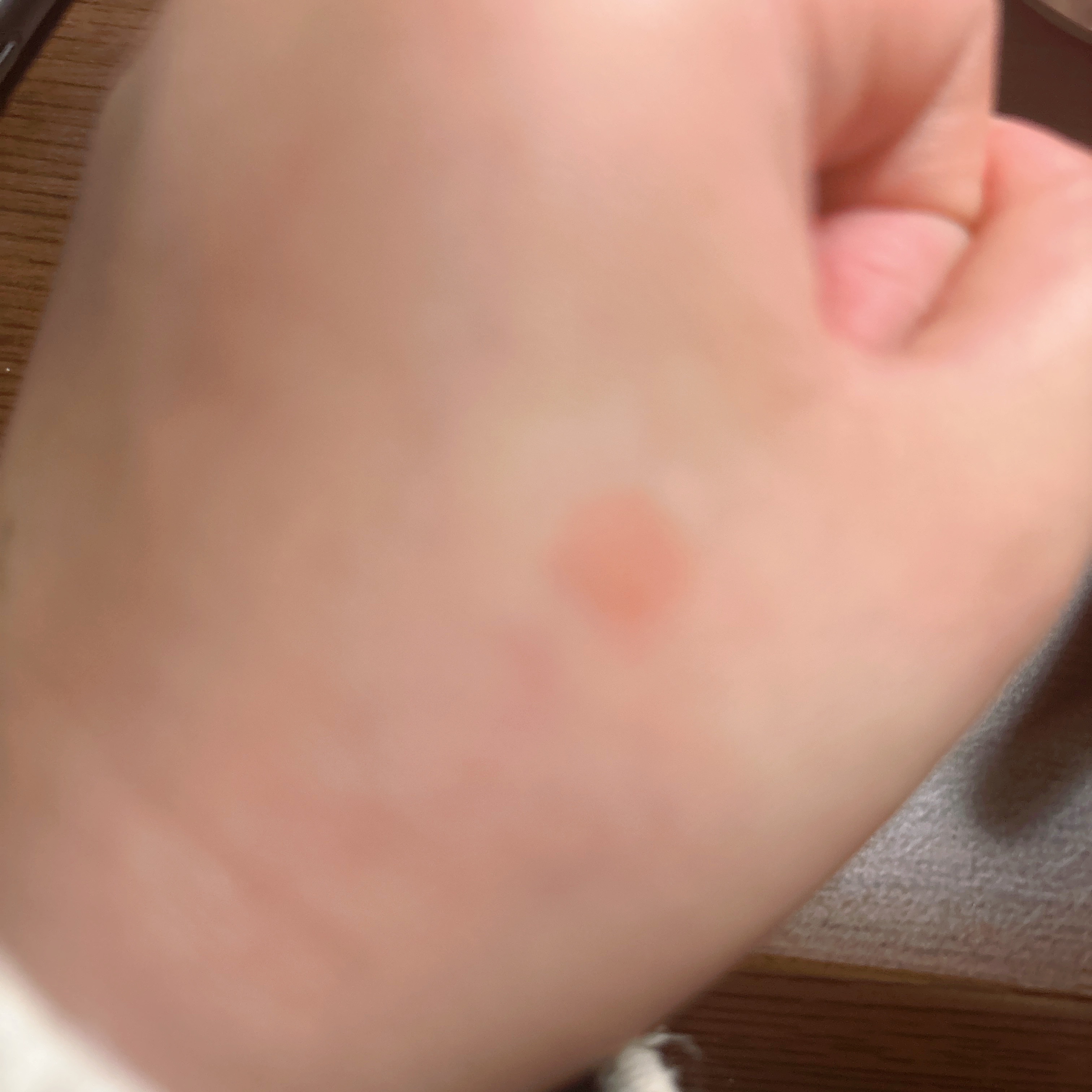 フラッフィーブラーティント/2aN/リップティントを使ったクチコミ（3枚目）