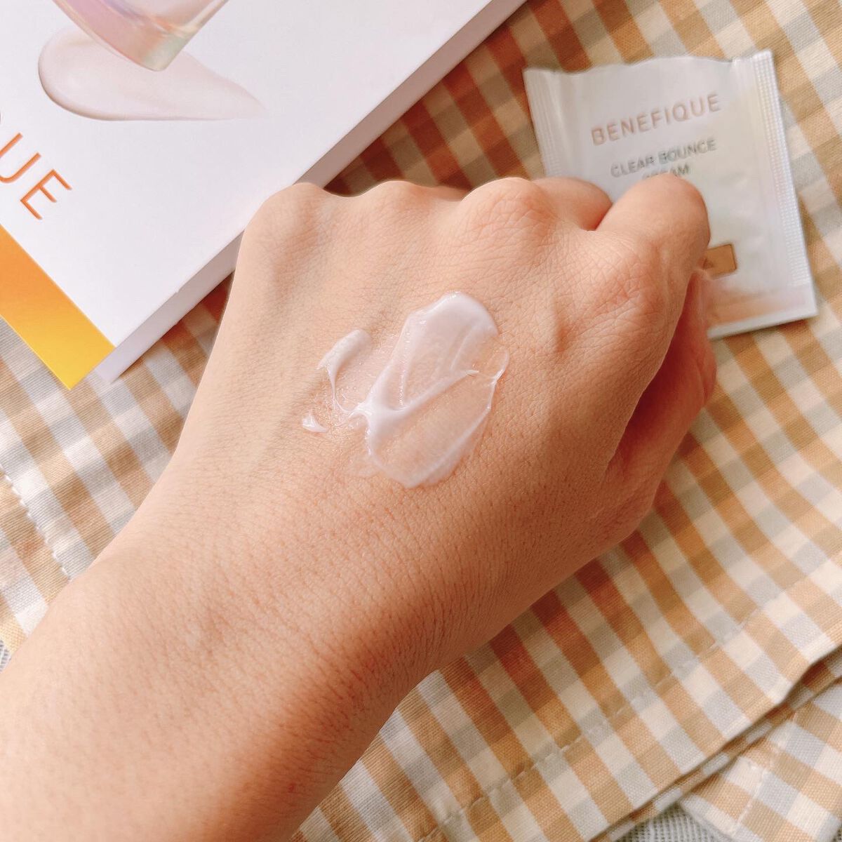 クリアバウンスクリーム /BENEFIQUE/フェイスクリームを使ったクチコミ(3枚目)