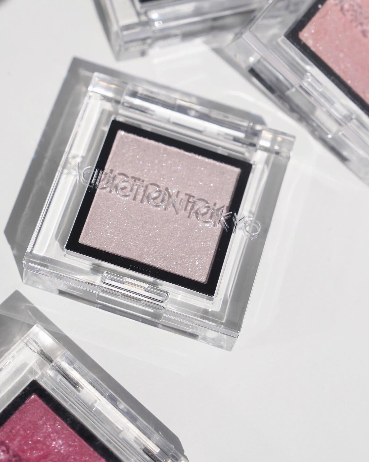 アディクション ザ アイシャドウ スパークル/ADDICTION/単色アイシャドウを使ったクチコミ(5枚目)