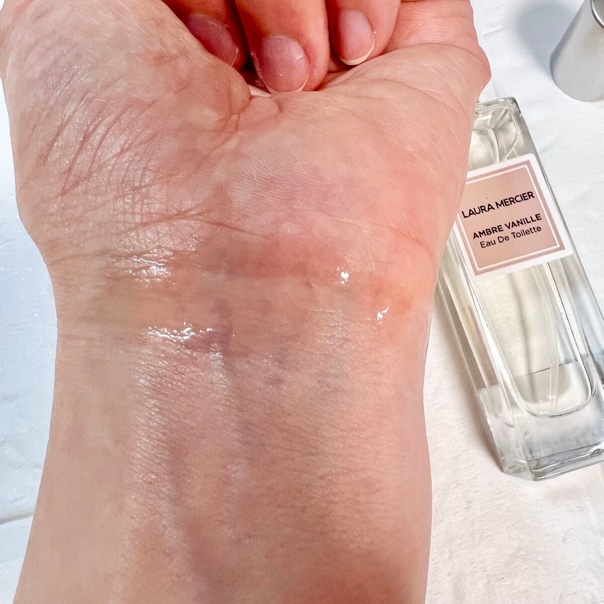 ローラメルシエプティコレクシオンアンバーバニラs/ローラ メルシエ/トライアルキットを使ったクチコミ(3枚目)