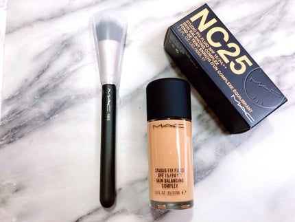 スタジオフィックス フルイッド SPF 15/M・A・C/リキッドファンデーションを使ったクチコミ(1枚目)