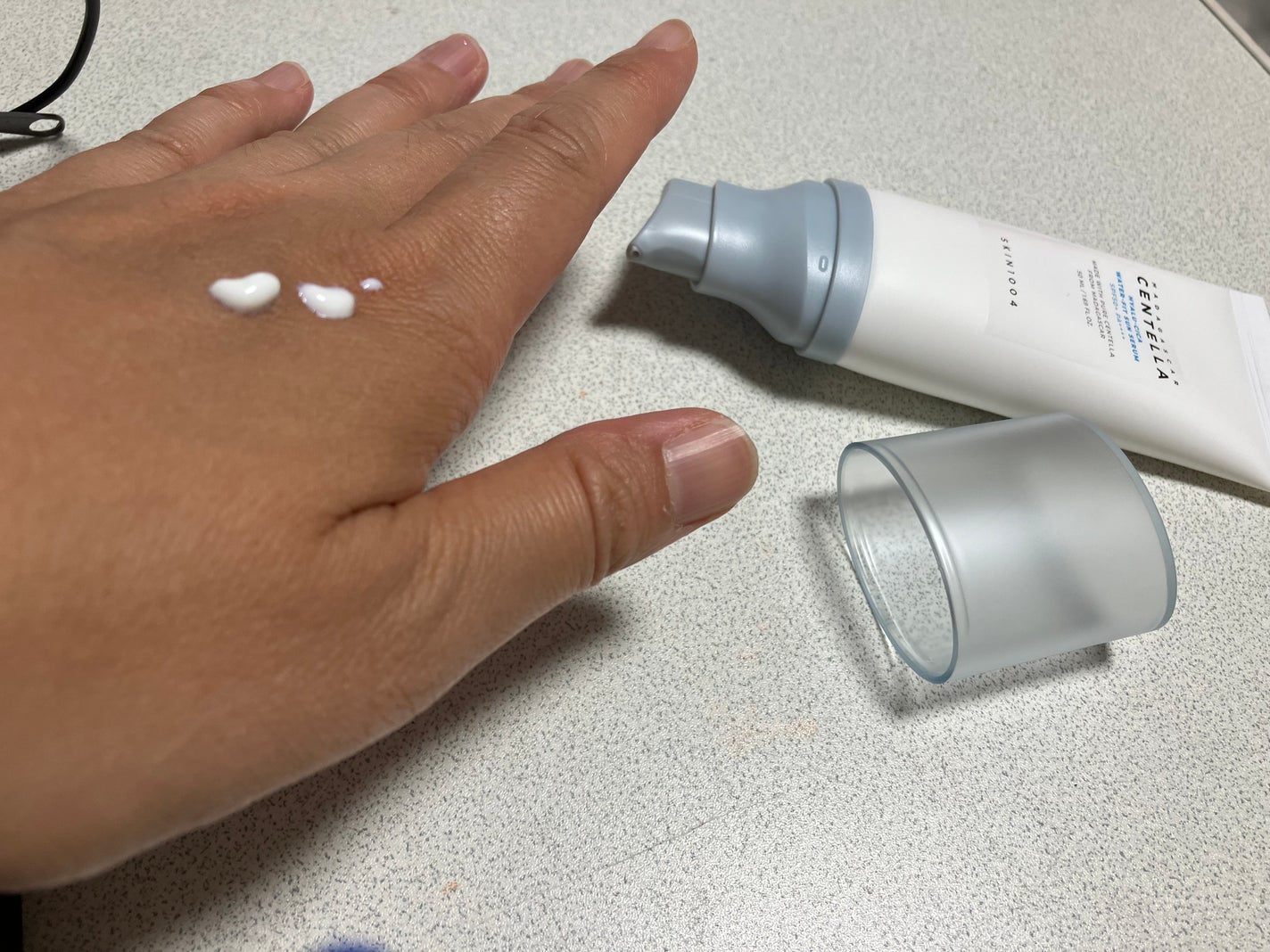 Nori on LIPS 「手にのせるとやわらかい感触です。低刺激なのに日焼け止め効果がば..」(1枚目)