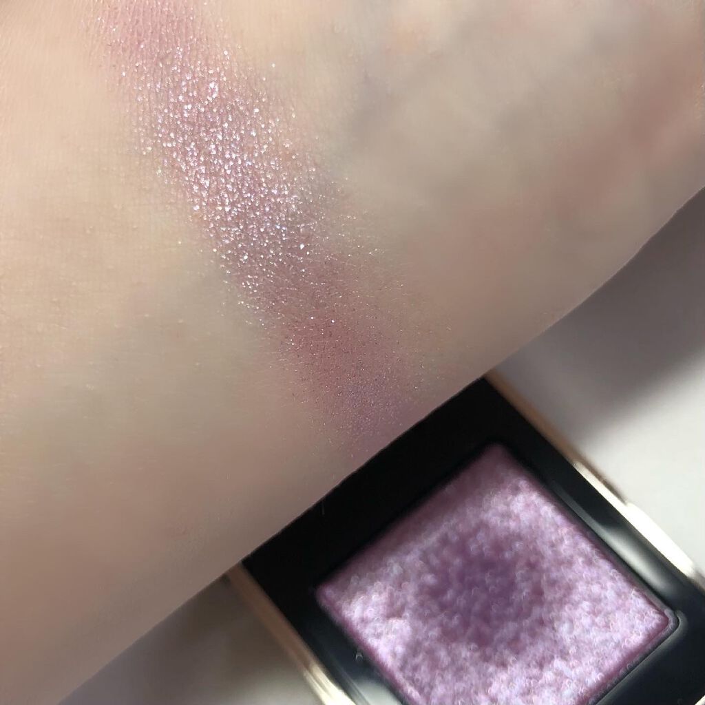 mari on LIPS 「ブルベの上品見せアイシャドウ🔮#SUQQUTONETOUCHE..」(3枚目)