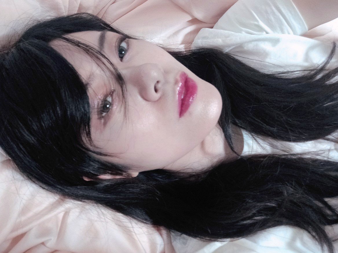 ブリンリキッドグリッターライナー/BLING GLOW/グリッターを使ったクチコミ（3枚目）