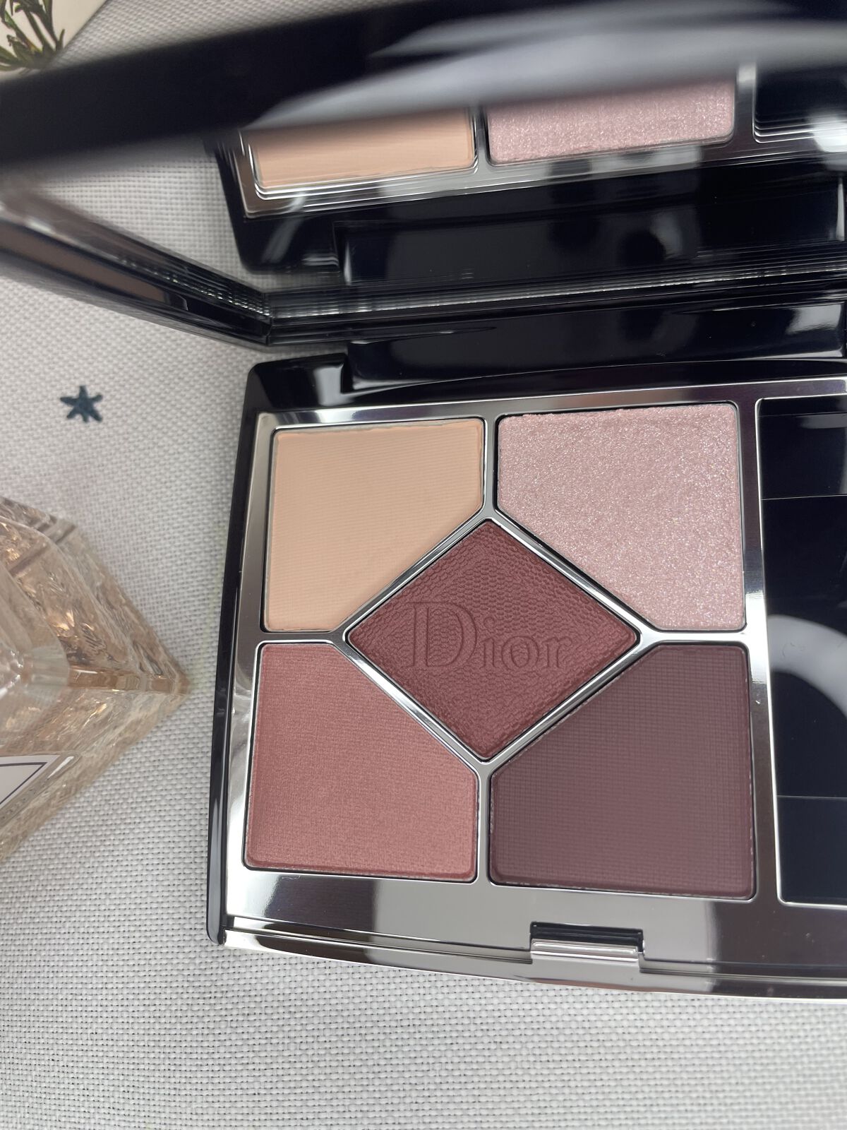 【旧】サンク クルール クチュール/Dior/アイシャドウパレットを使ったクチコミ（2枚目）