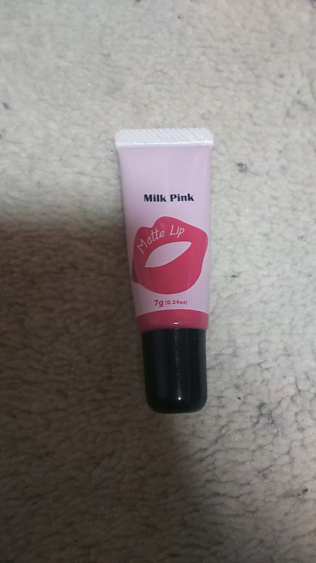 ðKurere on LIPS ããããæ¥ã£ãœããŠè¯ãããªãèªç¶ãªè²ã§ãïŒDAISOã«å£²ã£ãŠãã..ãïŒ1æç®ïŒ