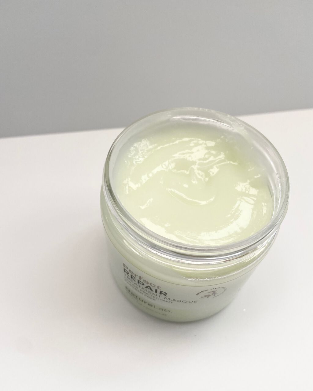 パーフェクト リペア ヘアトリートメントマスク/NatureLab. TOKYO/ヘアマスク・ヘアパックを使ったクチコミ（2枚目）