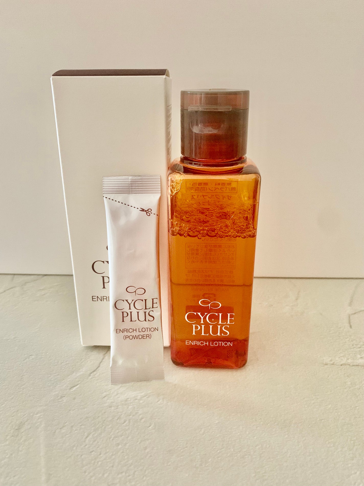 mimin フォロバ100% on LIPS 「サイクルプラスエンリッチローションをつかいました。使う直前にパ..」(2枚目)