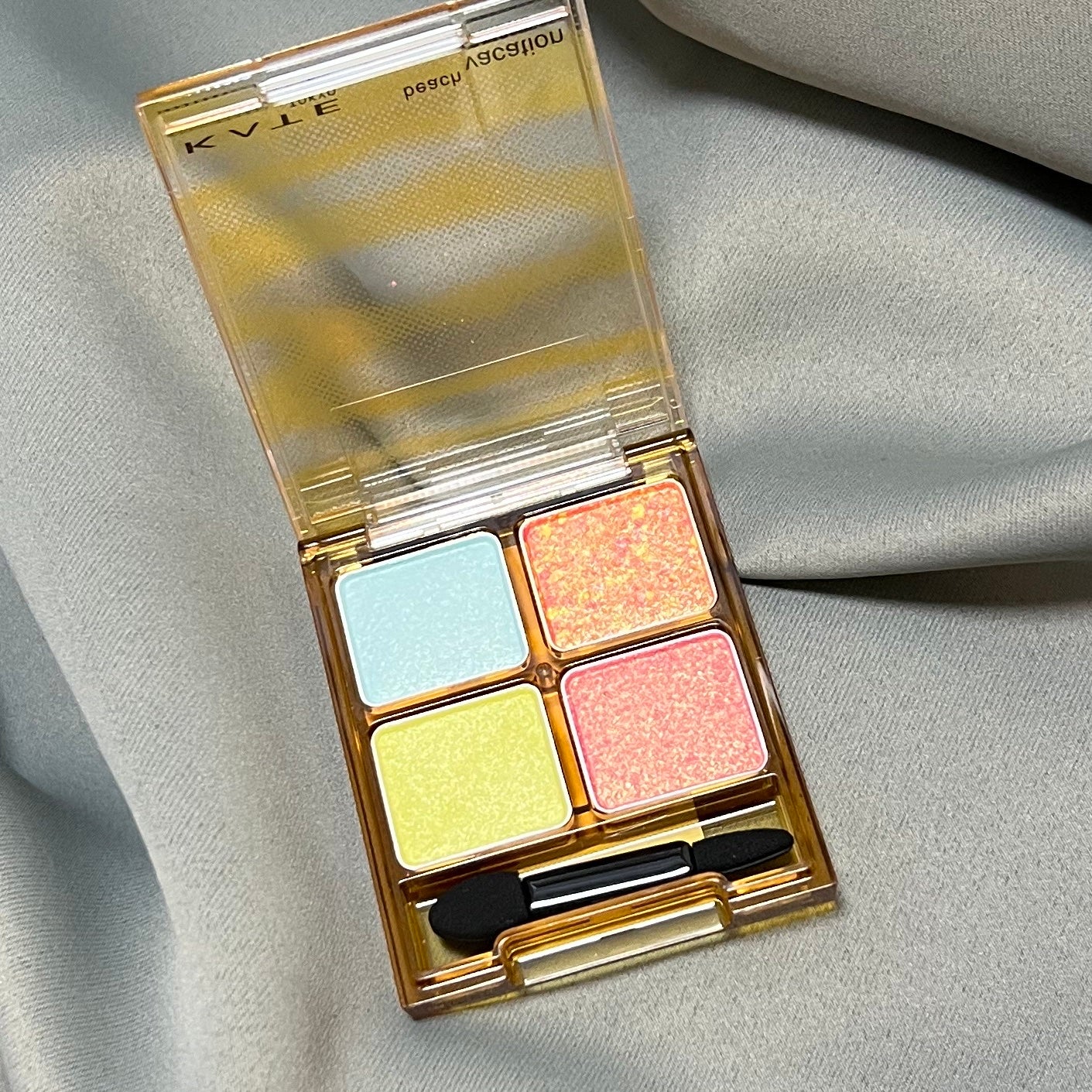 ビーチバカンスグリッターパレット/KATE/アイシャドウパレットを使ったクチコミ(1枚目)