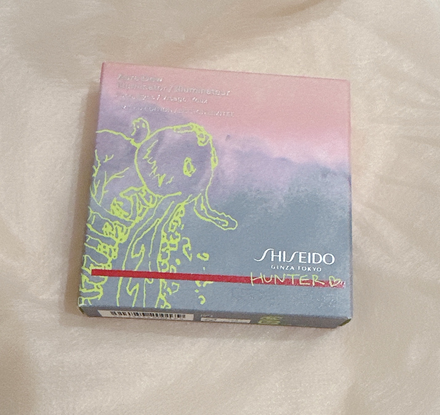 オーラデュウ プリズム イルミネーター 10 Tsukuyom リミテッドエディション/SHISEIDO/プレストパウダーを使ったクチコミ（1枚目）