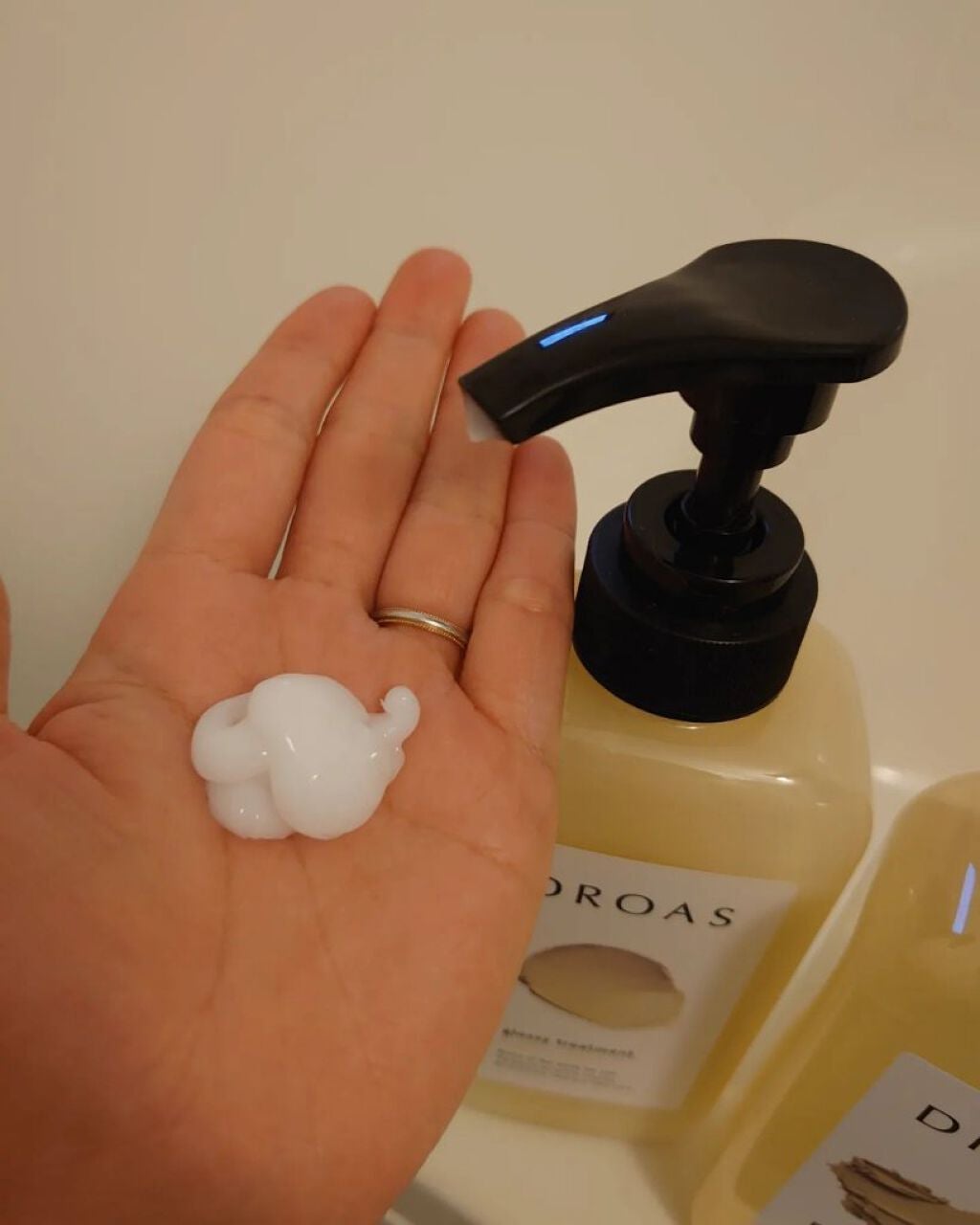 グロッシーシャンプー/DROAS/市販シャンプーを使ったクチコミ(3枚目)