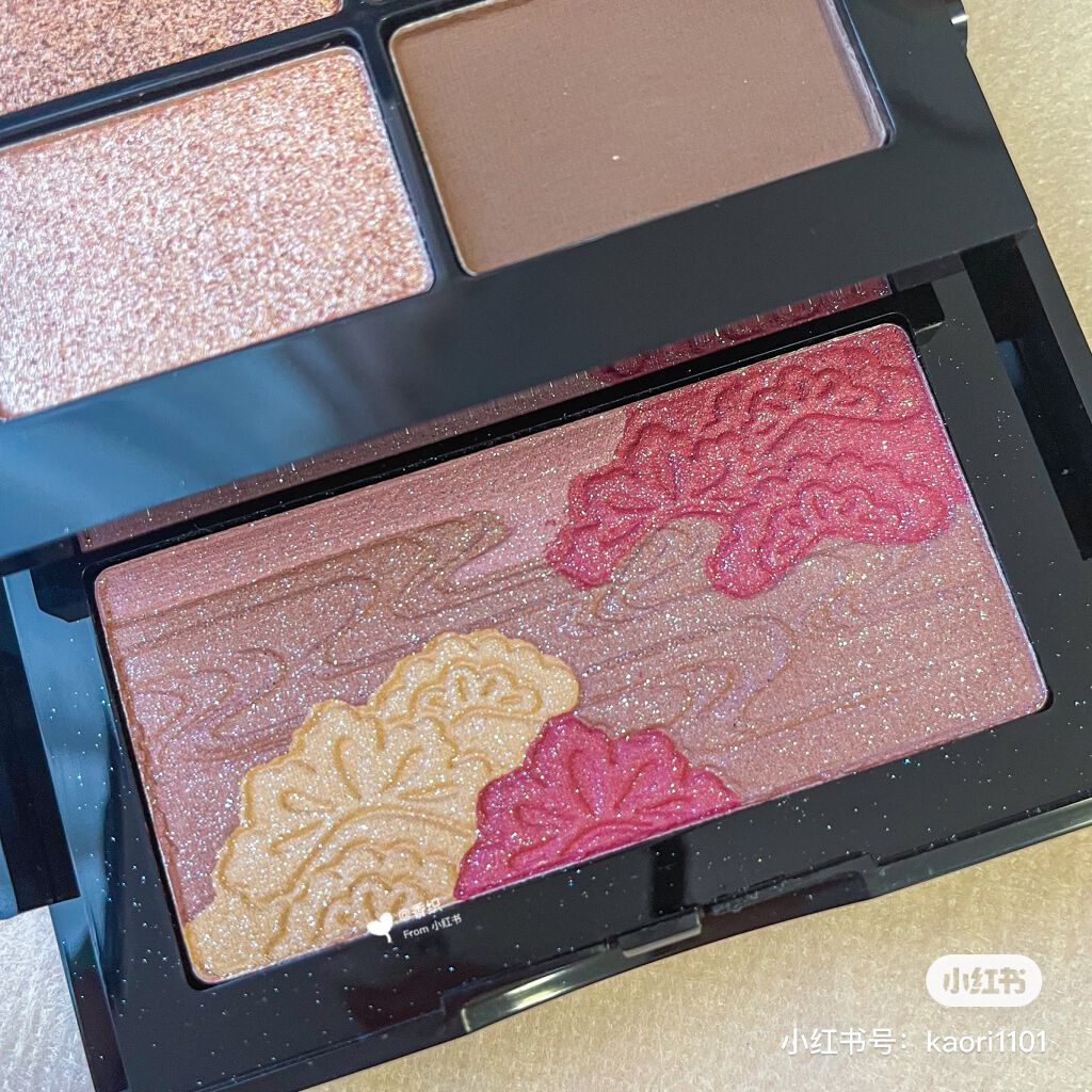 浮生若梦 (鶴)/FLORTTE/アイシャドウパレットを使ったクチコミ(4枚目)