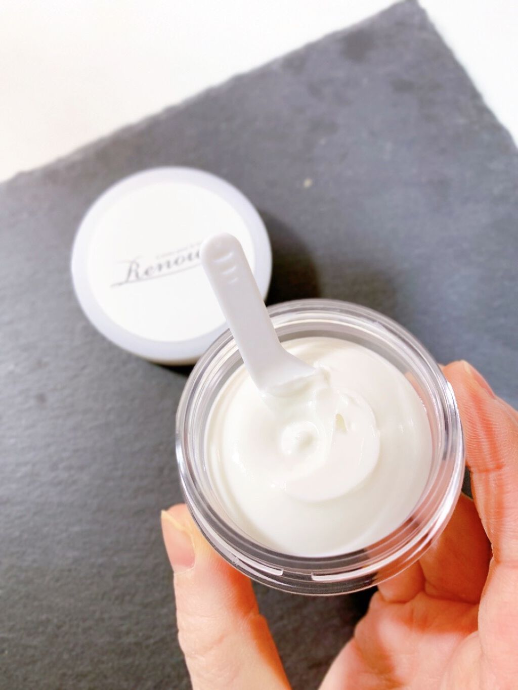 日高 on LIPS 「年々肌悩みが増えていく。いつまでもパンとしたハリや、輝くような..」(5枚目)