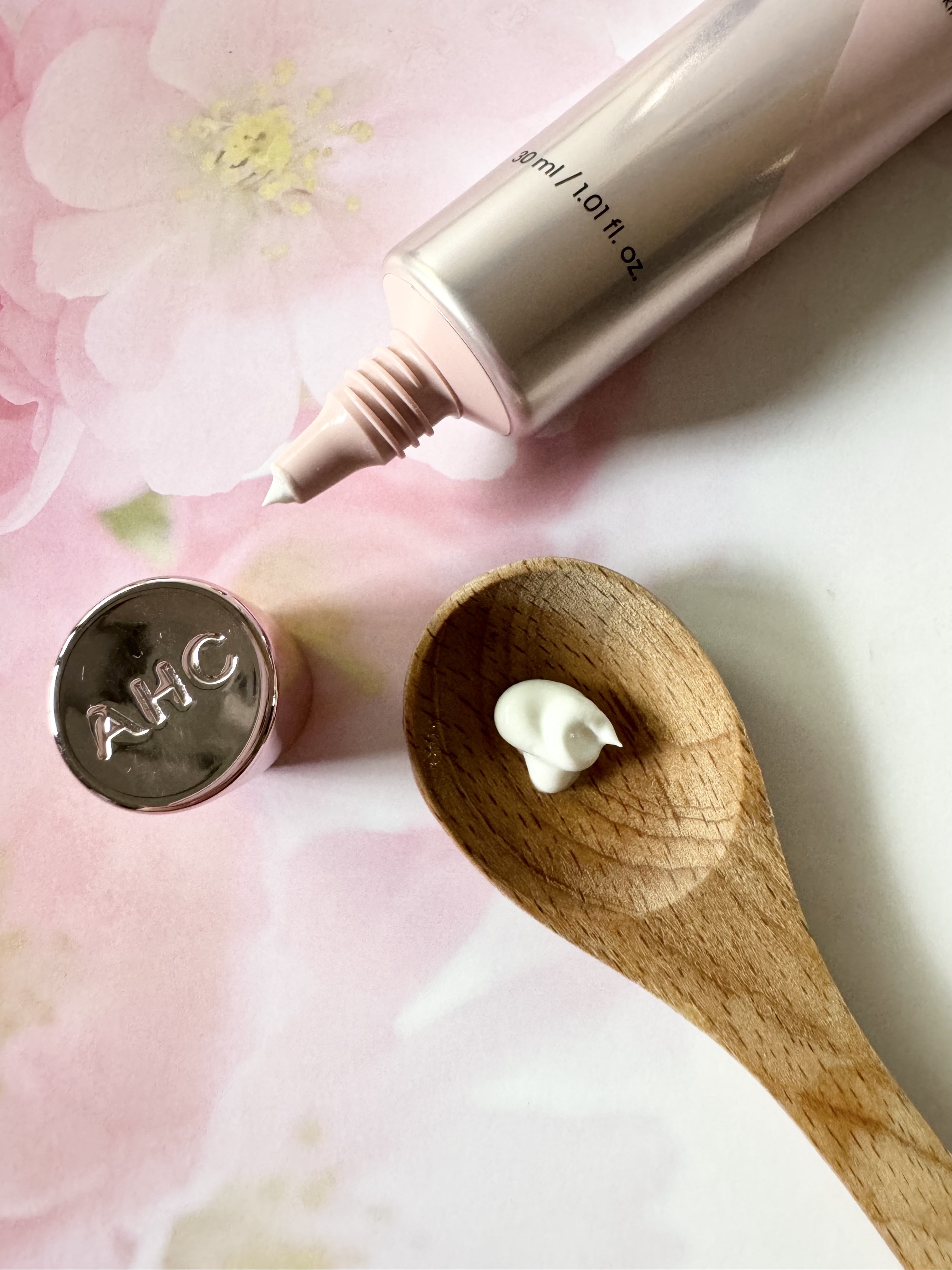 ブライト フォーカス リアル アイクリーム フォーフェイス/AHC/アイケア・アイクリームを使ったクチコミ（2枚目）