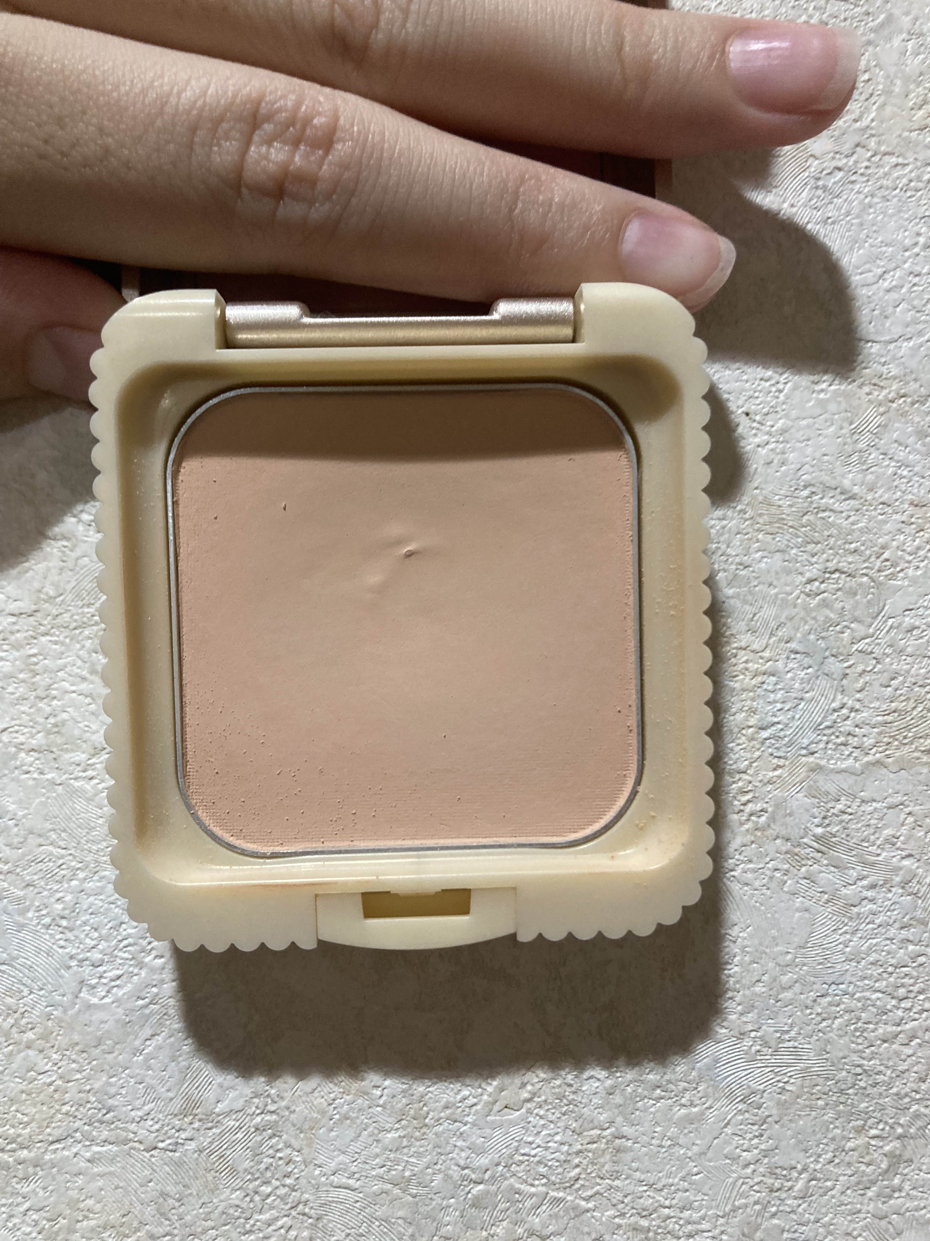 マシュマロフィニッシュファンデーション  MO マットオークル/キャンメイク/パウダーファンデーションを使ったクチコミ（2枚目）