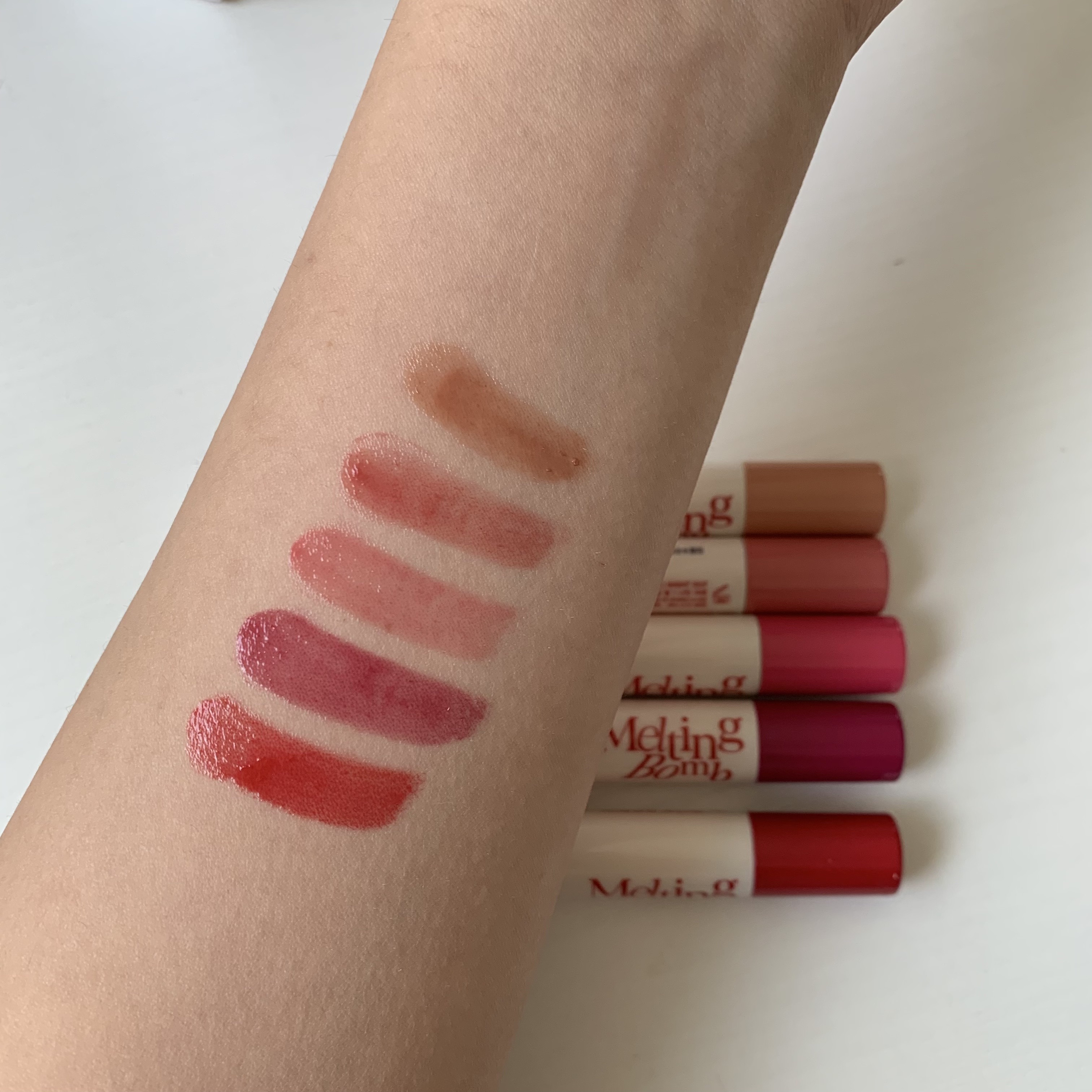 メガメルティングバーム 3号 フィーリングティプシー/espoir/リップライナーを使ったクチコミ（2枚目）