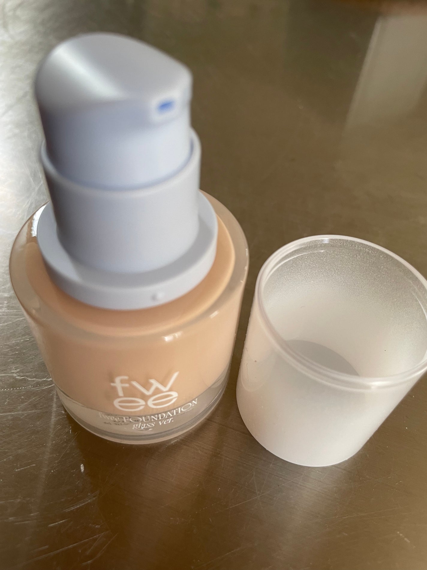フィーファンデーションガラス/fwee/リキッドファンデーションを使ったクチコミ(3枚目)
