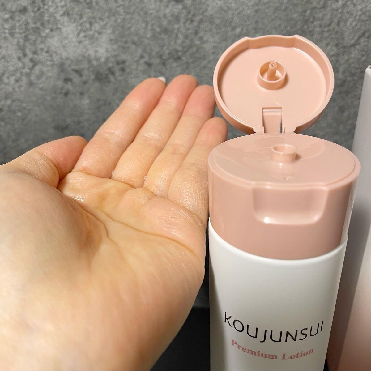 光潤水プレミアム化粧水/エバメール/化粧水を使ったクチコミ（3枚目）