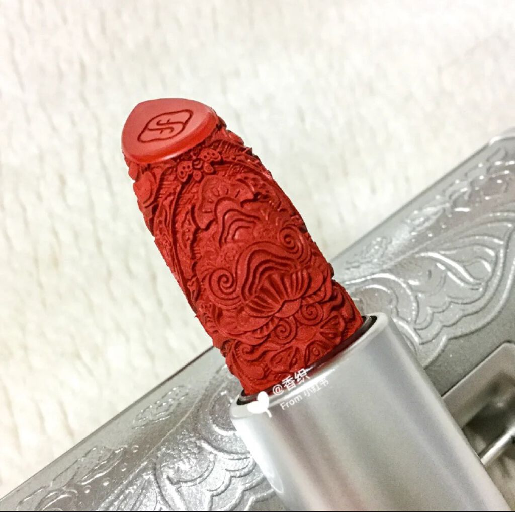 百花同心錠 彫刻リップ/花西子/口紅を使ったクチコミ（1枚目）