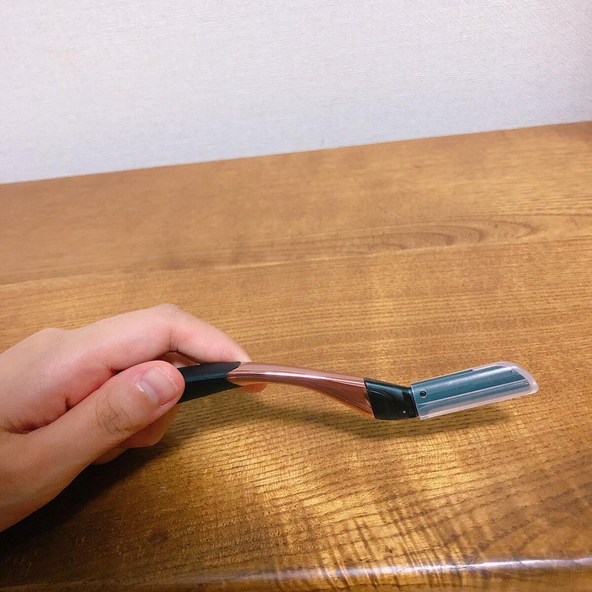 サロンプラス トーンアップ フェイススムーサー ホルダー（刃付き）/サロンプラス/シェーバーを使ったクチコミ（2枚目）