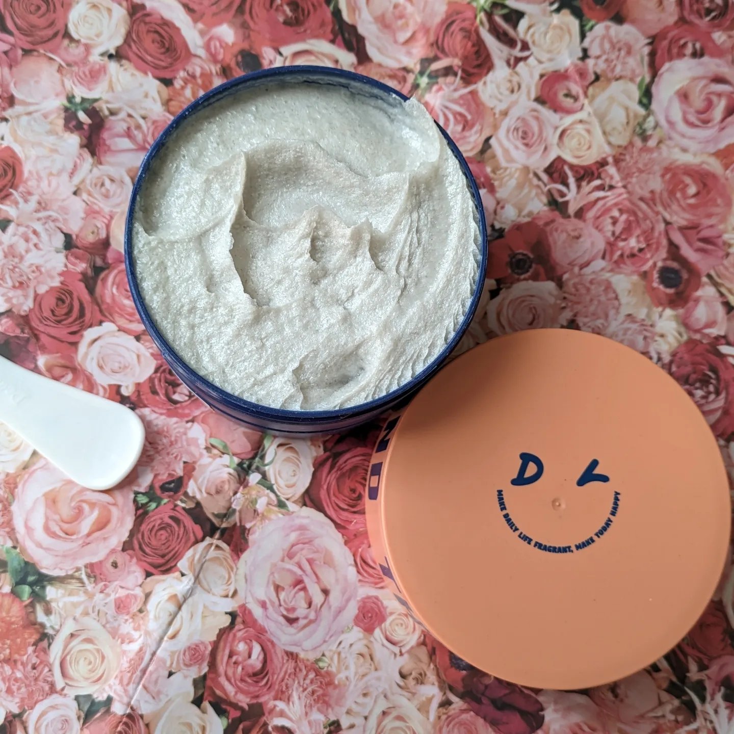 ボディスクラブ（パーライト×ソルト）/DearDoer/ボディスクラブを使ったクチコミ（3枚目）