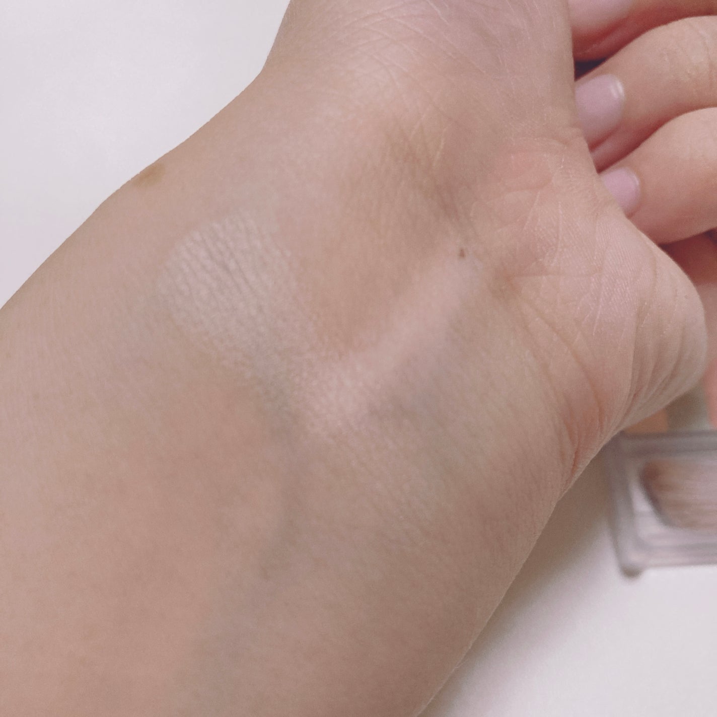 パステルヴェールコンシーラー/キャンメイク/パレットコンシーラーを使ったクチコミ(2枚目)