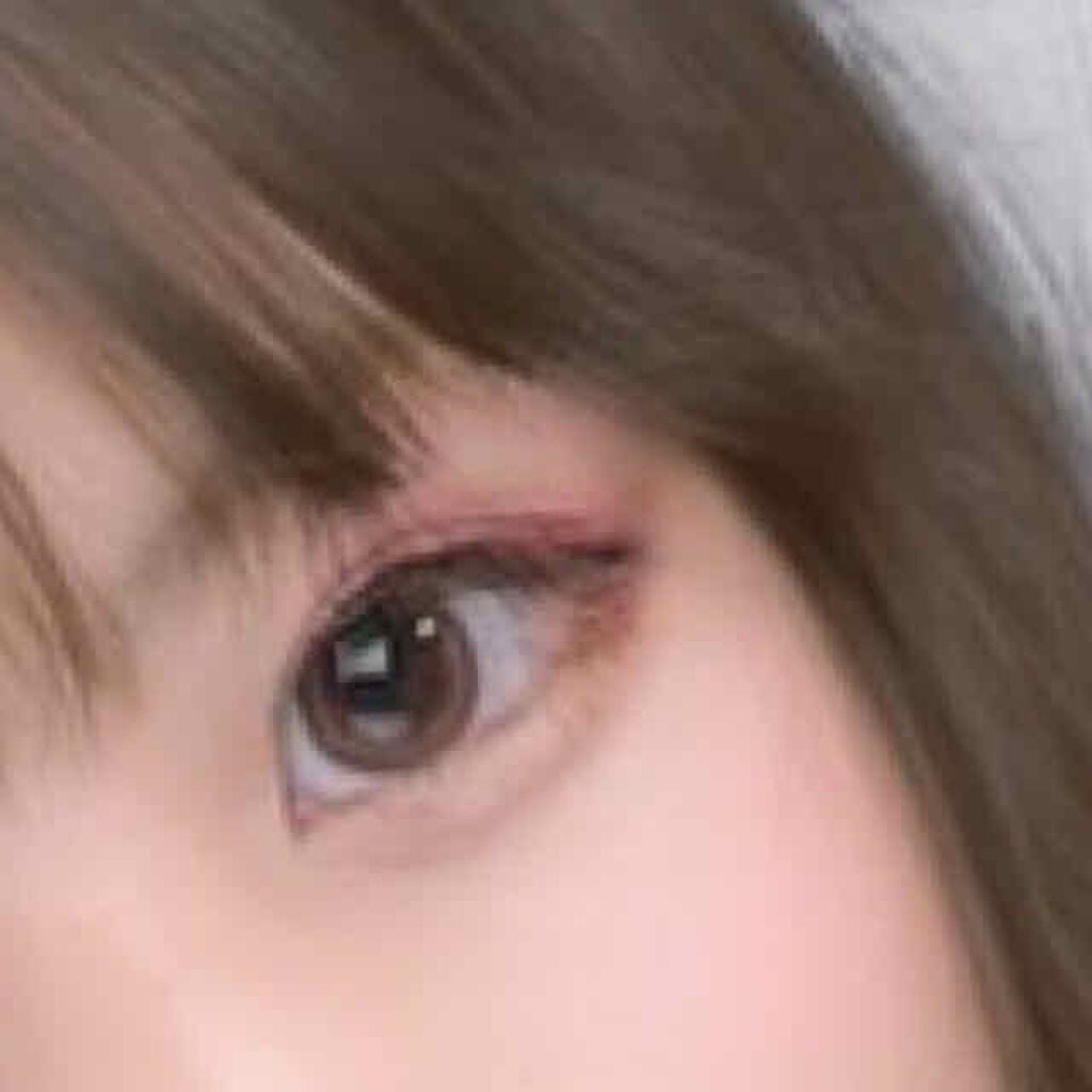 るる on LIPS 「目の大きさ激変!100いいね来たら、教えます!#強い女メイク#..」(1枚目)