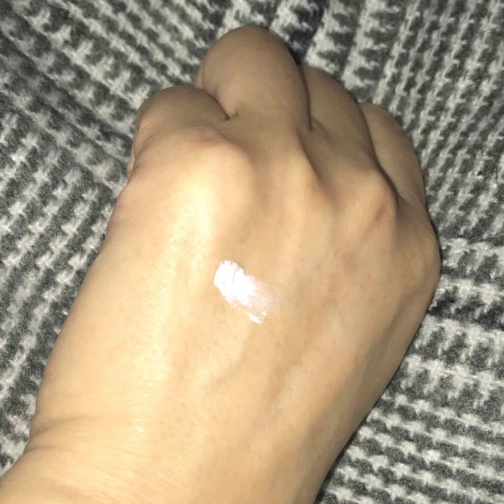 ポアレスエアリーベース/キャンメイク/化粧下地を使ったクチコミ(3枚目)