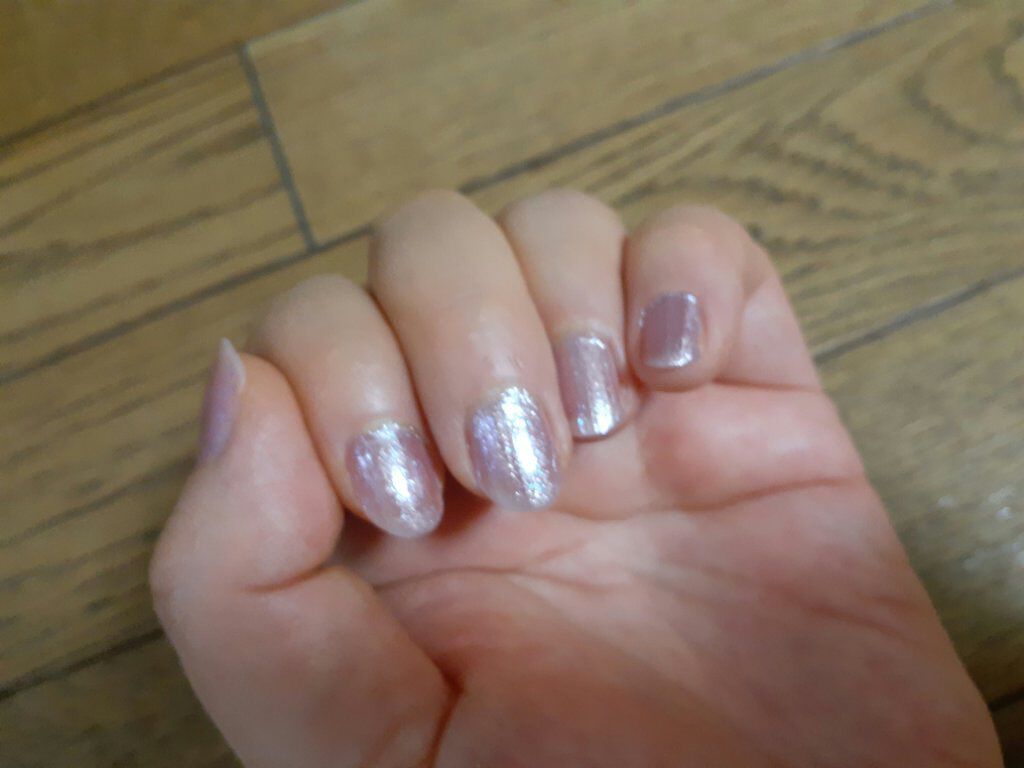 ネイルホリック Future Metal/ネイルホリック/マニキュアを使ったクチコミ（2枚目）