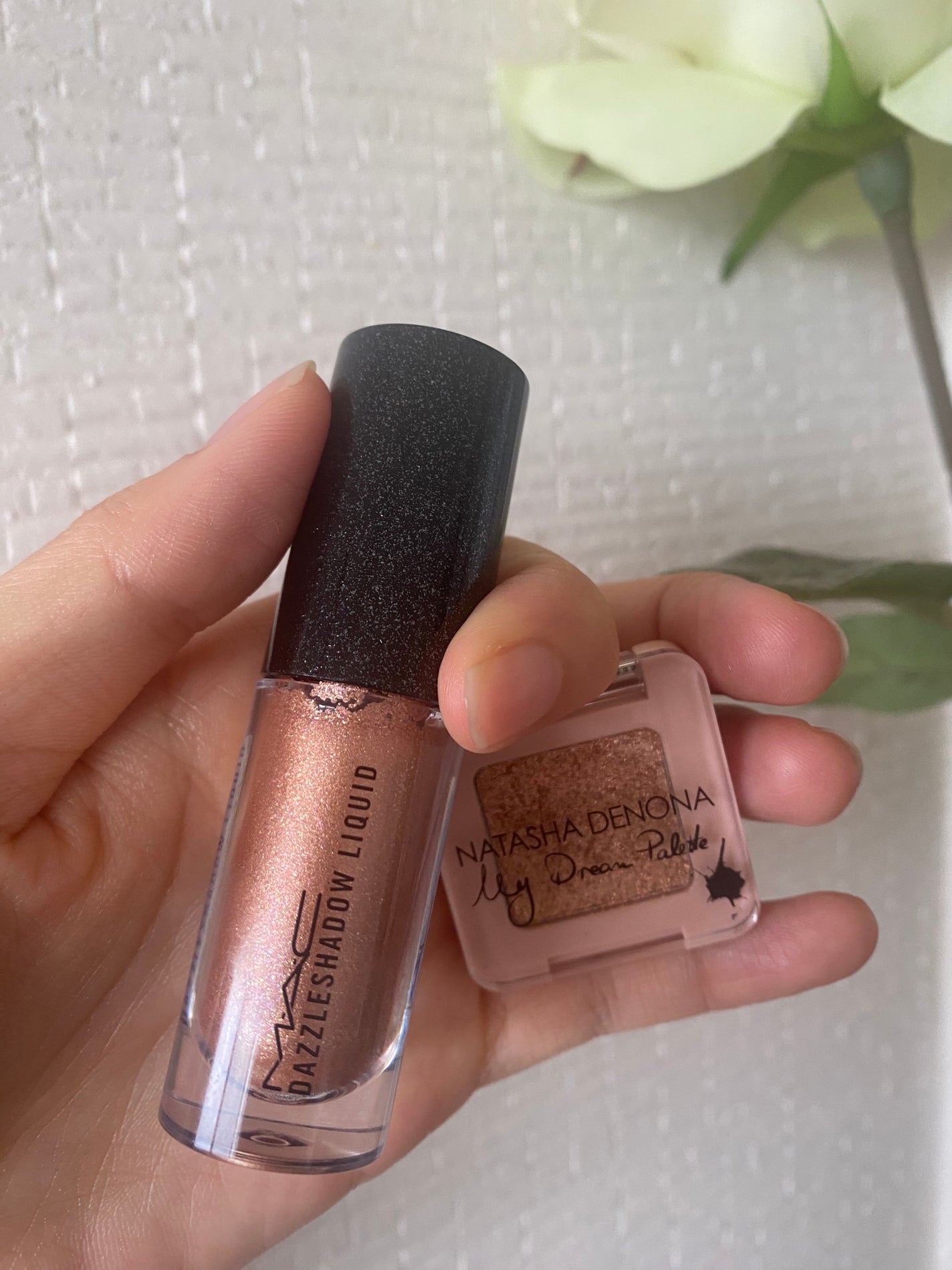 ダズルシャドウ リキッド/M・A・C/リキッドアイシャドウを使ったクチコミ(1枚目)