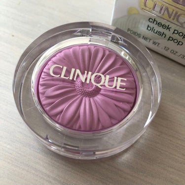 CLINIQUE チーク ポップのクチコミ「ブルベチーク🌸パンジーポップ

見た目はかなり青みが強いです。
それよりお花の形の可愛さに目が.....」（1枚目）