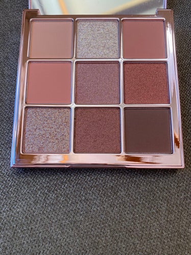 The Bella collection eyeshadow palette/CELEFIT/アイシャドウパレットを使ったクチコミ（3枚目）