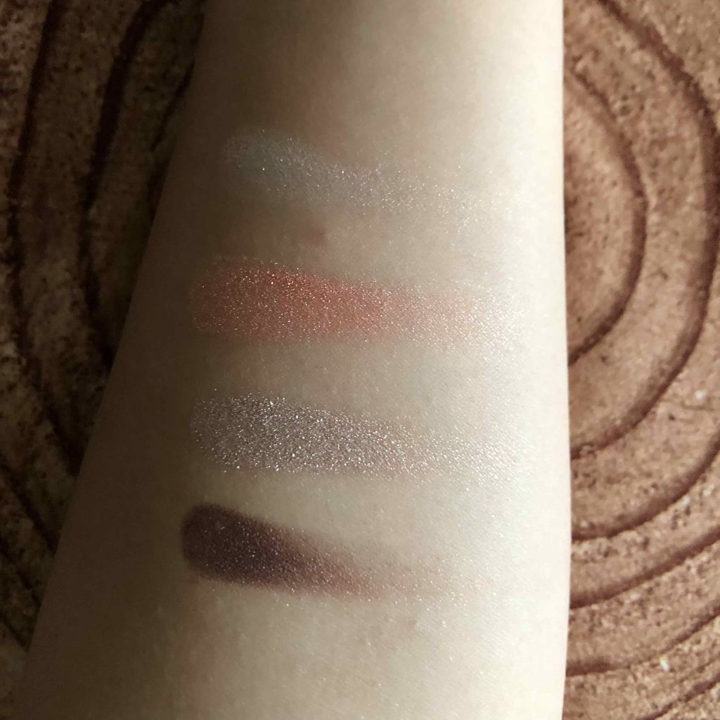 デザイニング カラー アイズ/SUQQU/アイシャドウパレットを使ったクチコミ(2枚目)