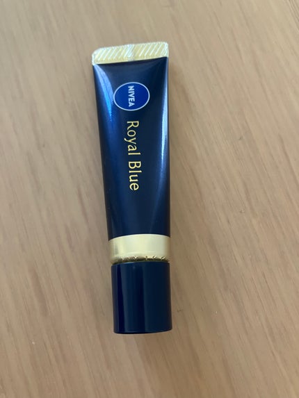 ニベア ロイヤルブルーリップ 濃密美容ケア/ニベア/リップ美容液を使ったクチコミ(2枚目)