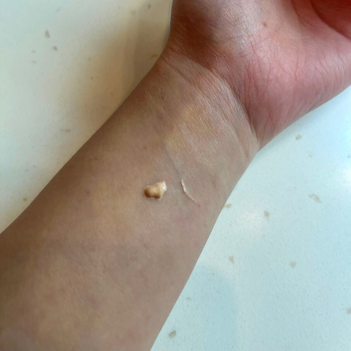 ロングラスティング クリームファンデーション/Amplitude/クリーム・エマルジョンファンデーションを使ったクチコミ(3枚目)