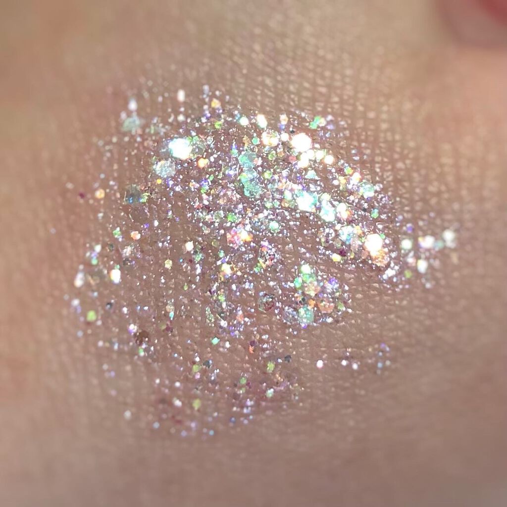 ブリンリキッドグリッターライナー/BLING GLOW/グリッターを使ったクチコミ(5枚目)